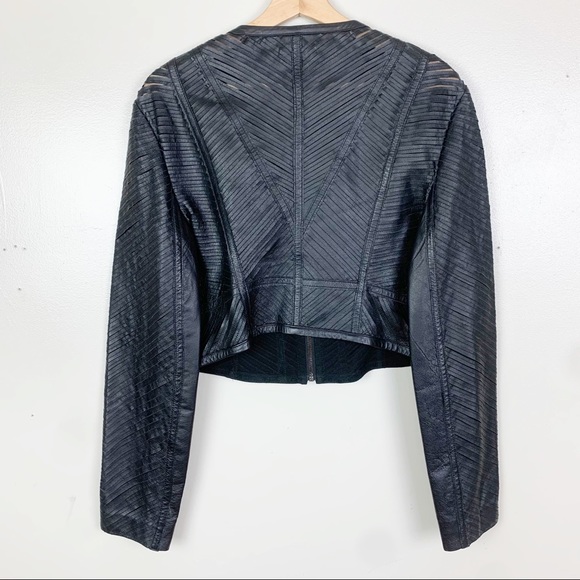 BEBE Cropped Genuine Leather Strip Zip Up Jacket Round Neck US L - Picture 5 of 9